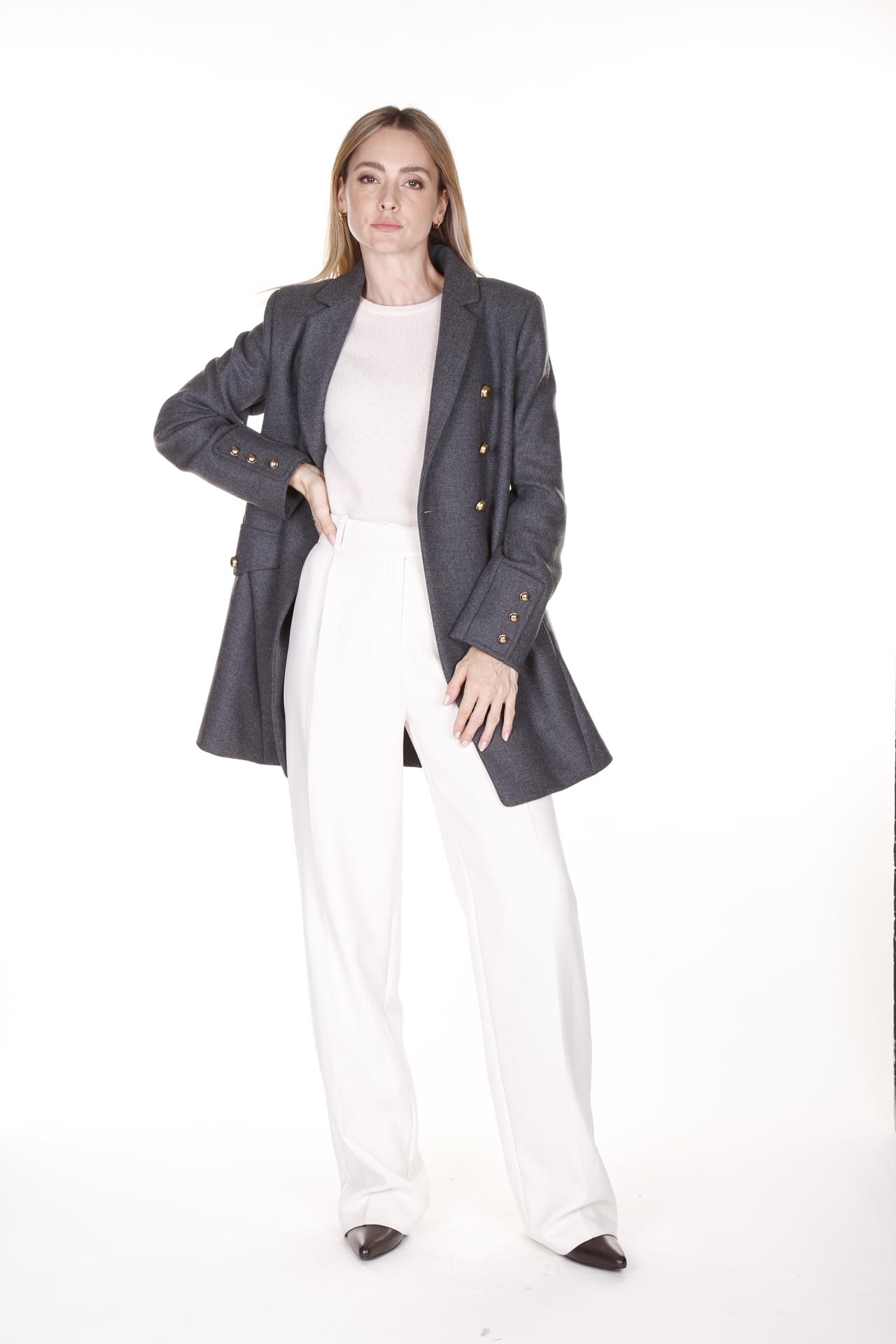 Bazar Deluxe, Cappotto